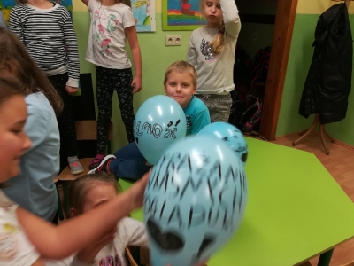 Niebiesko nam – Ogólnopolski Dzień Praw Dziecka w grupie V świetlicy
