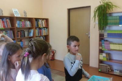 PAŹDZIERNIK MIESIĄCEM BIBLIOTEK SZKOLNYCH