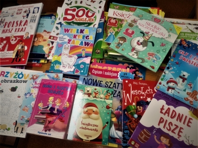 UDANY KIERMASZ KSIAŻEK W BIBLIOTECE SZKOLNEJ!