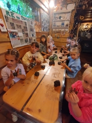 Z gliną na wesoło w Galerii 